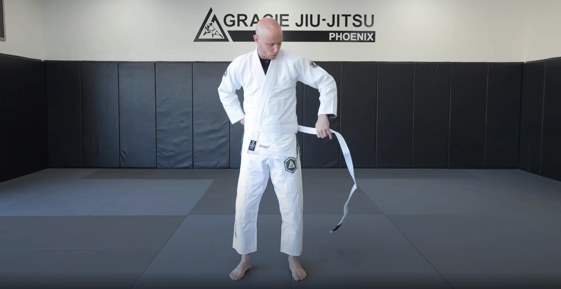 BJJ belt being wrapped around the waist twice in a neat manner