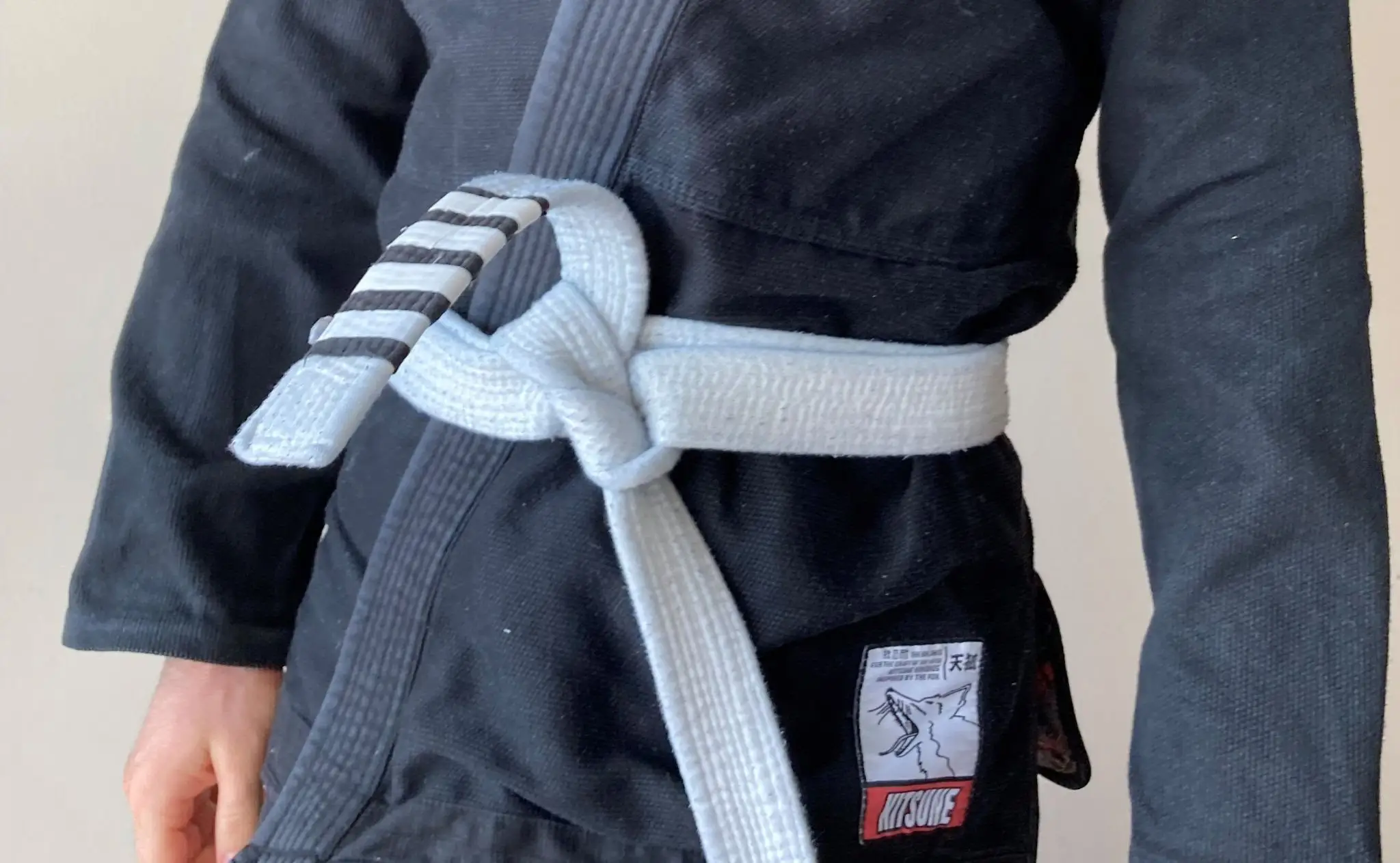 Example of a badly tied BJJ belt